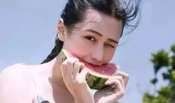 快手网红吃瓜头像女孩,快手吃瓜女孩的时尚风采